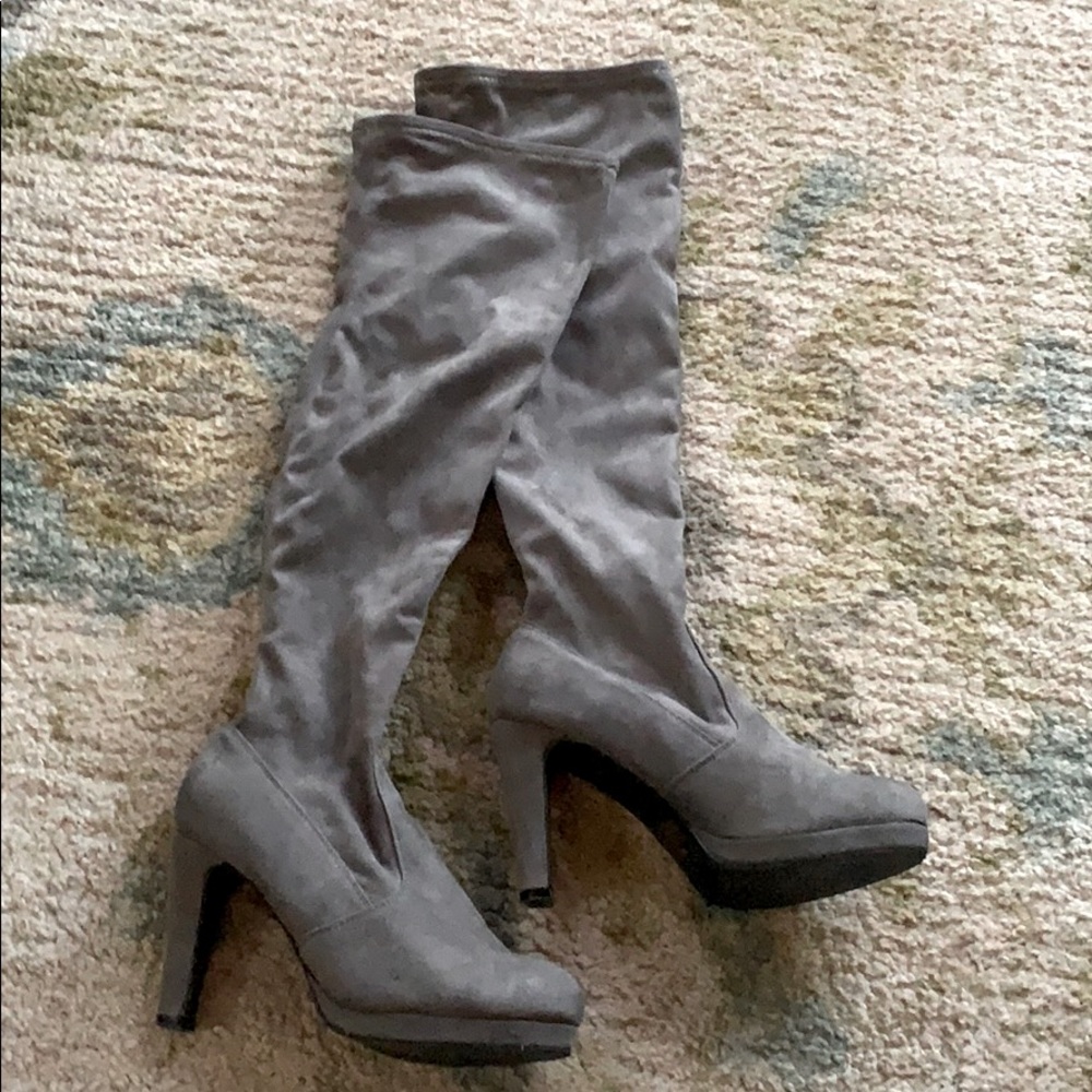 Over the Knee Bootss